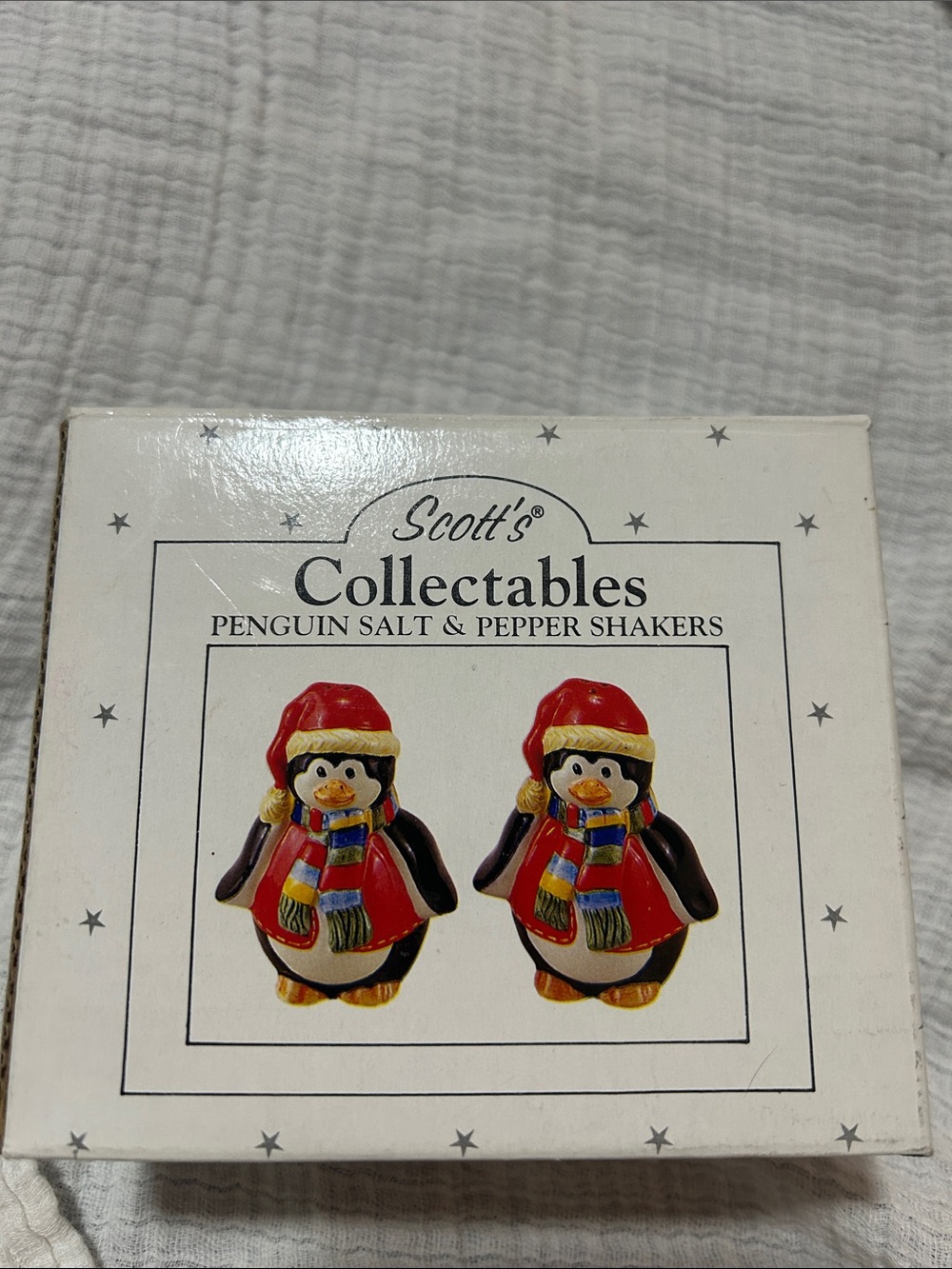 Scott's Collectables VINTAGE Penguin Salt & Pepper Shakers NEW IN BOX